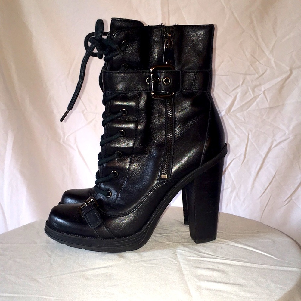 GUESS “Maeve” Boots